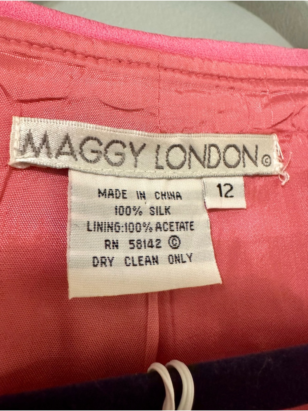 Vintage Maggy London Vibrant Pink Two-Piece Silk Skirt Suit Set Size 12 - Picture 4 of 10